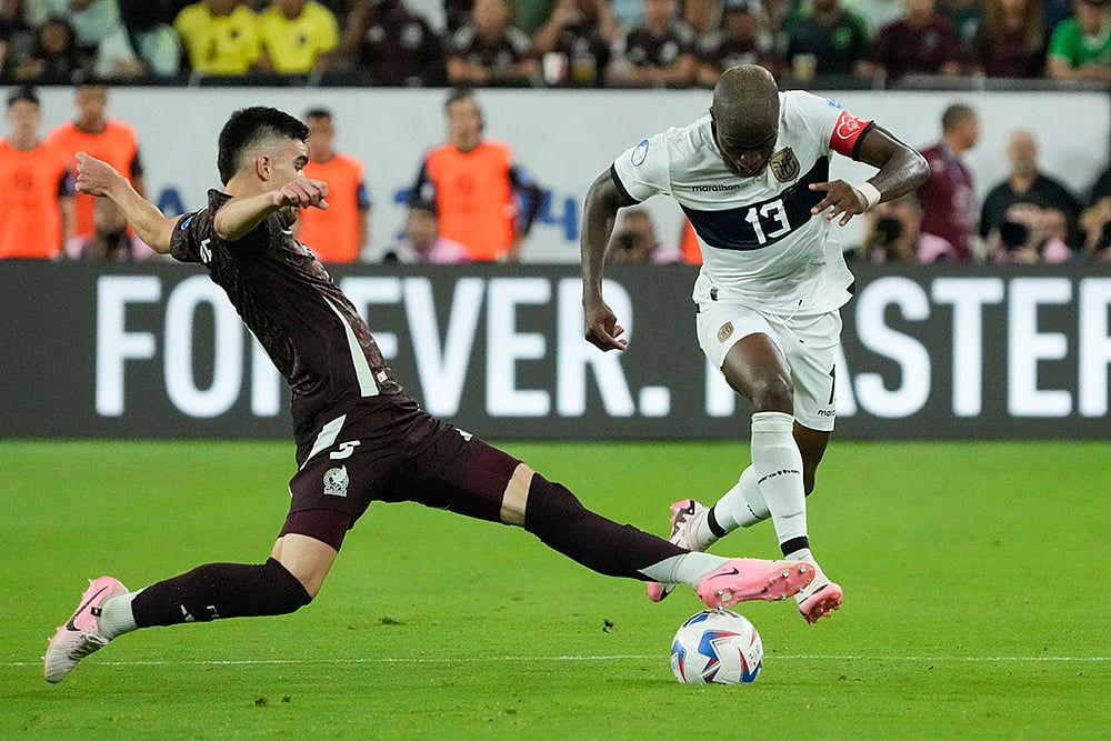 2024 Copa America Soccer Mexico vs Ecuador Pics_6