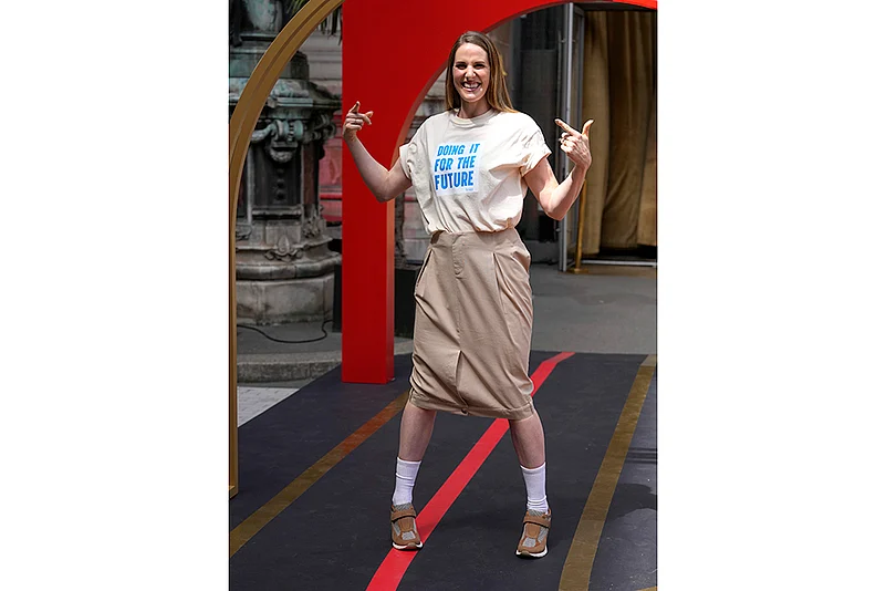 2024 Paris Summer Olympics_Gender equal Olympic Games fashion show_4
