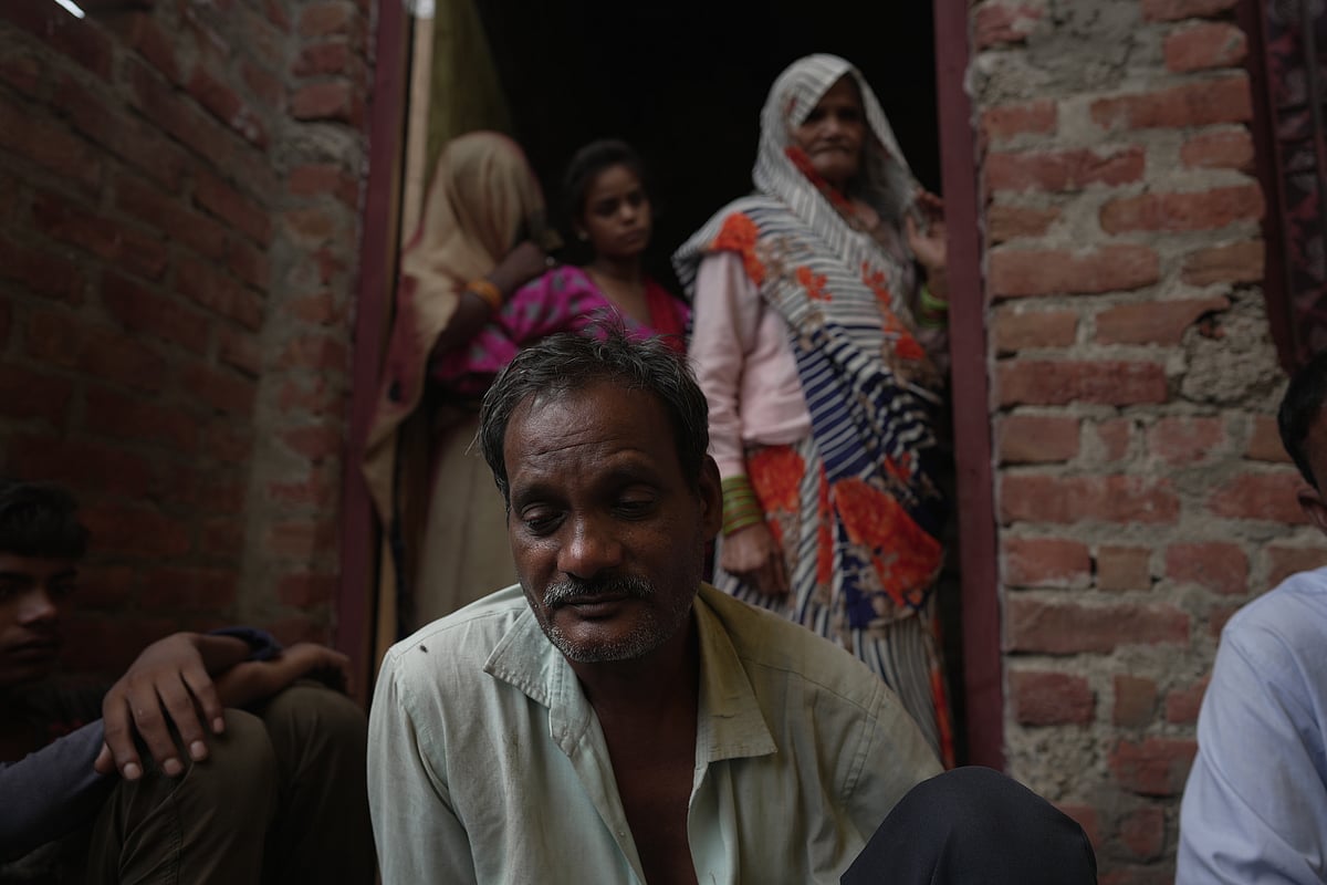 Mayank Makhija/Outlook : Vinod lost three generations of his family’s women in the Hathras tragedy