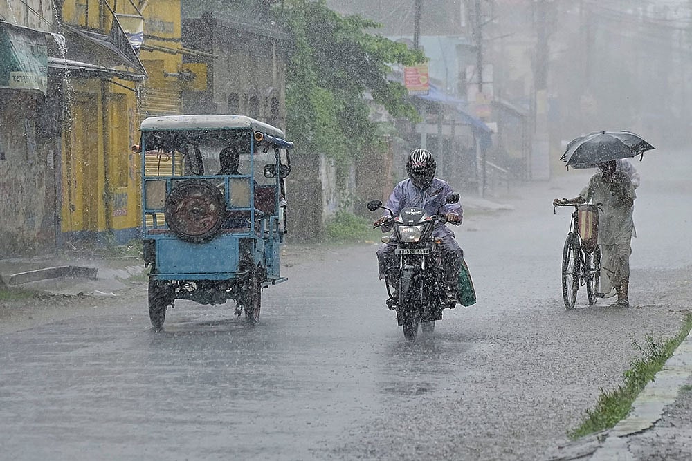 Weather: Rains in Nadia