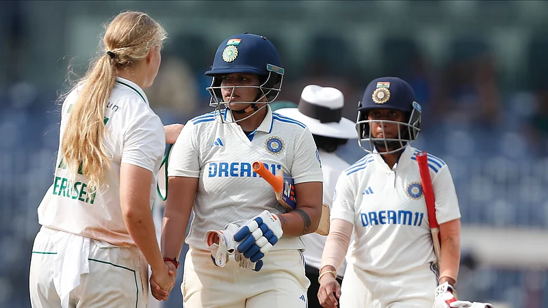 india women won the match by 10 wickets X @BCCIWomen