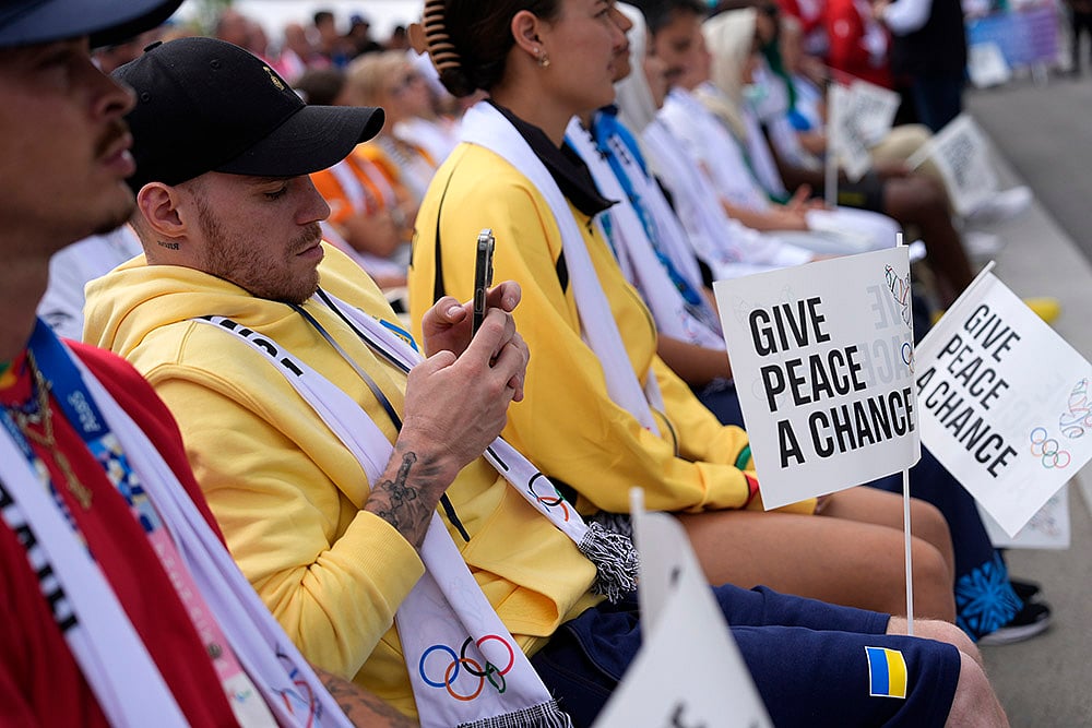 Ukrainian artistic gymnast Oleg Verniaiev at 2024 Paris Olympic Village_1