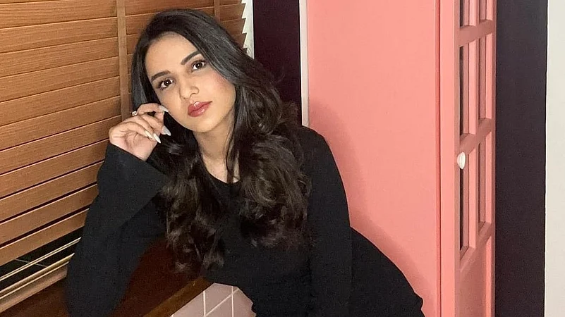 Jasmin Bhasin