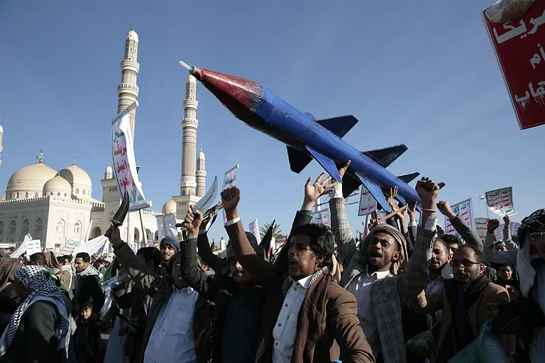Houthi supporters attend rally in support of Palestine | - AP