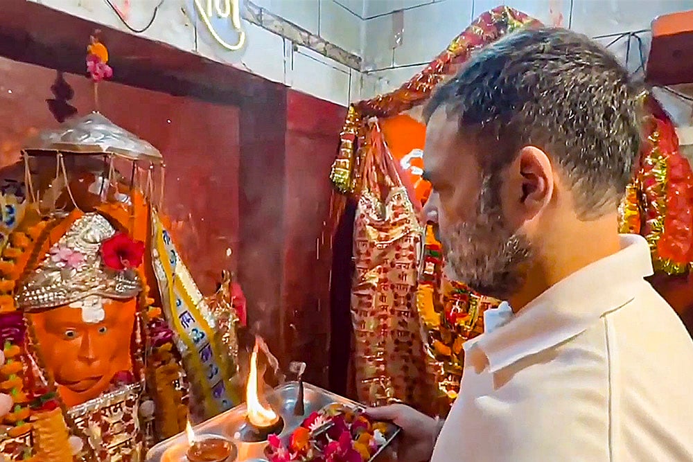 Rahul Gandhi offers prayers at Churuva Hanuman Temple, in Raebareli.
