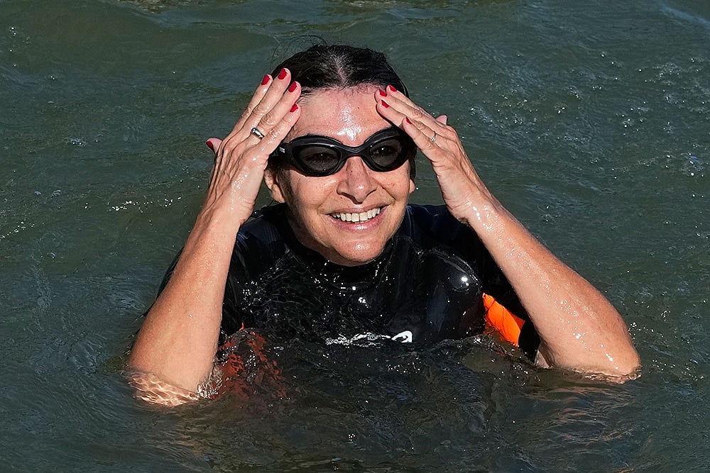 Photo: AP/Michel Euler : Anne Hidalgo