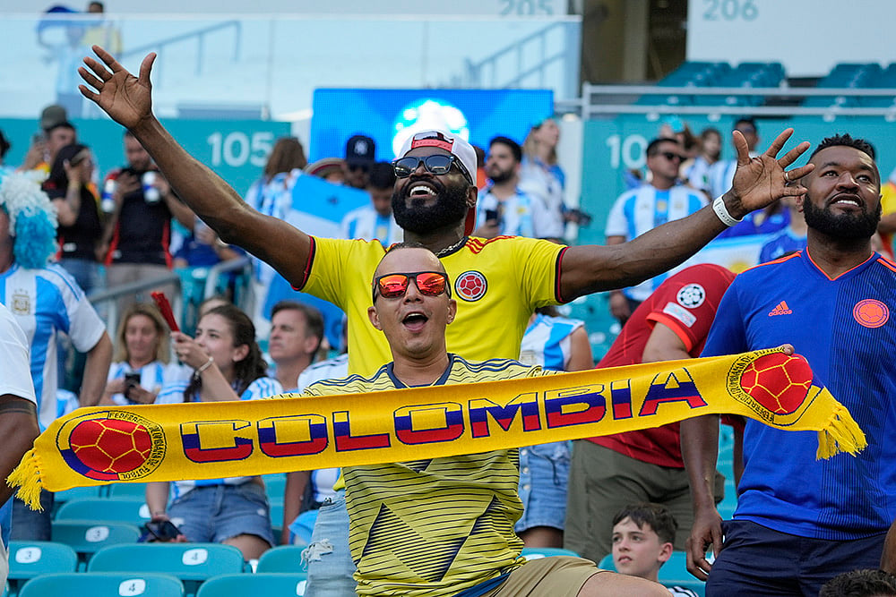 Copa America 2024 Fan Ruckus Outside Stadium Delays ARG Vs COL Kick-Off photo gallery_11