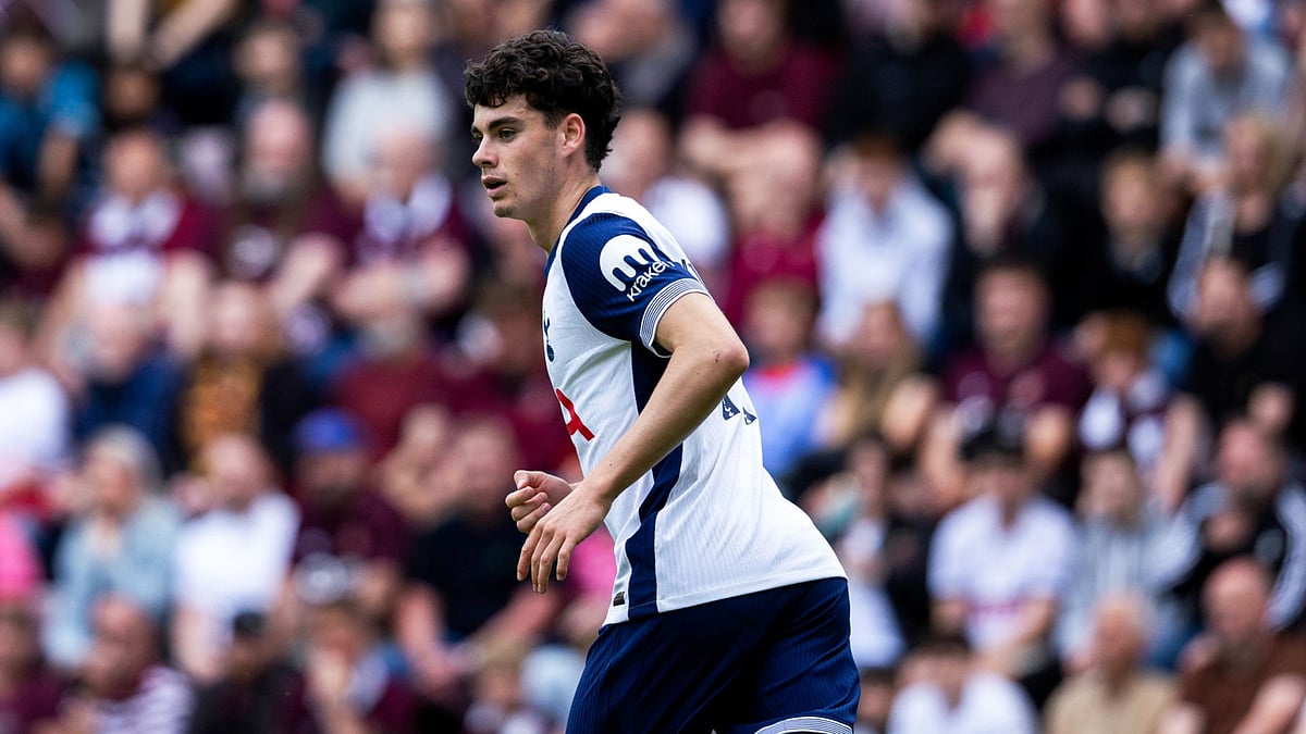 Archie Gray made his Spurs debut in defence - null