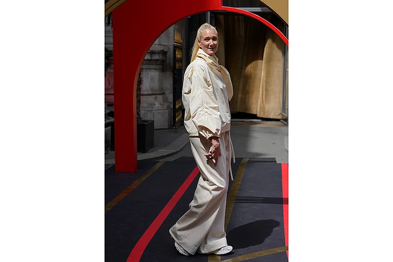 2024 Paris Summer Olympics_Gender equal Olympic Games fashion show_10