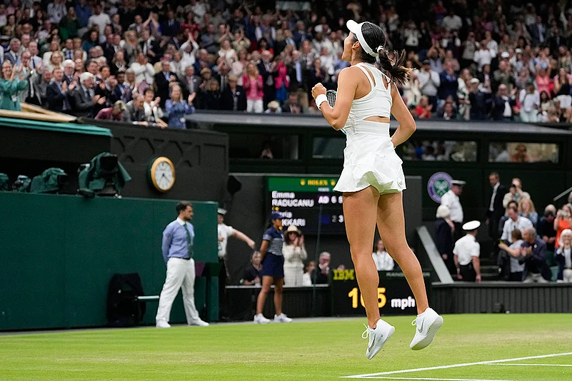 2024 Wimbledon Tennis Emma Raducanu vs Maria Sakkari Photo gallery_4
