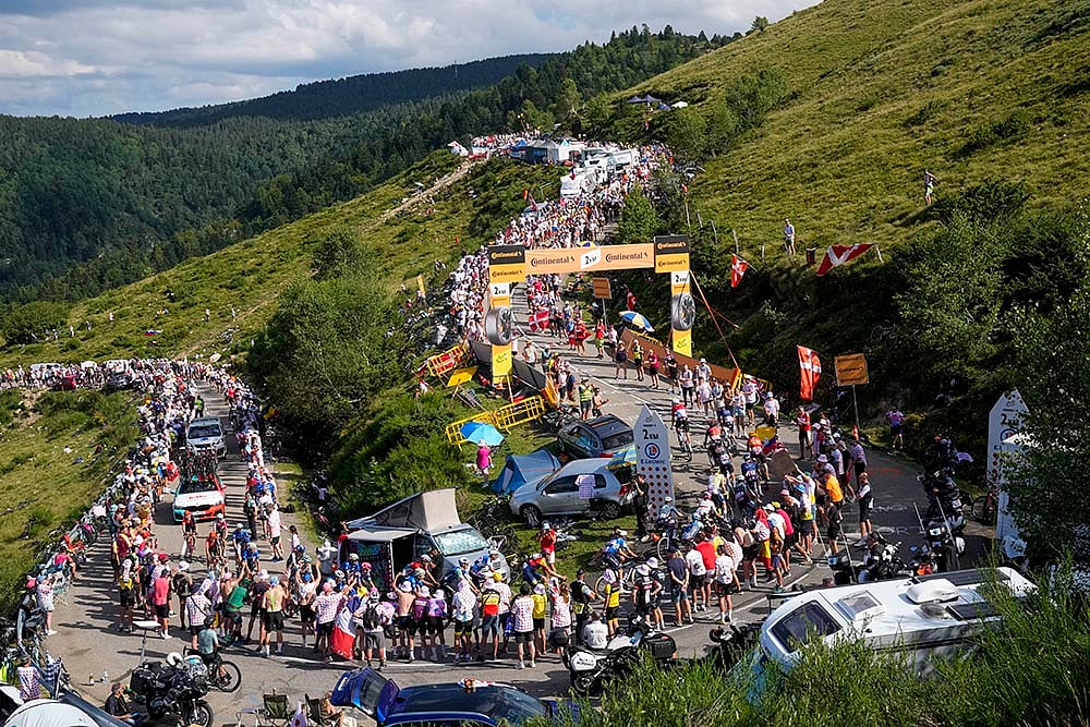 Fifteenth stage of the Tour de France cycling race photo gallery_9