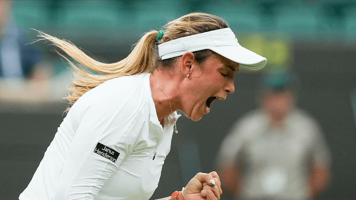 Donna Vekic celebrates her victory at Wimbledon