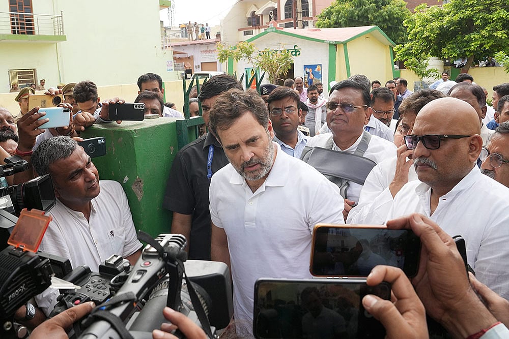 Rahul meets Hathras stampede victims families in Hathras