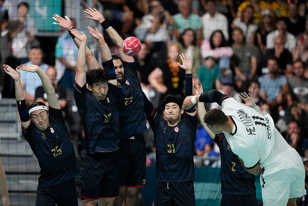 2024 Paris Summer Olympic Games_Paris Olympics Day 3 Photo_mens handball
