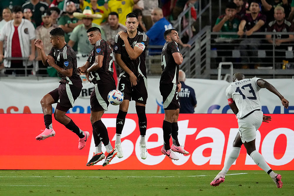 2024 Copa America Soccer Mexico vs Ecuador Pics_3