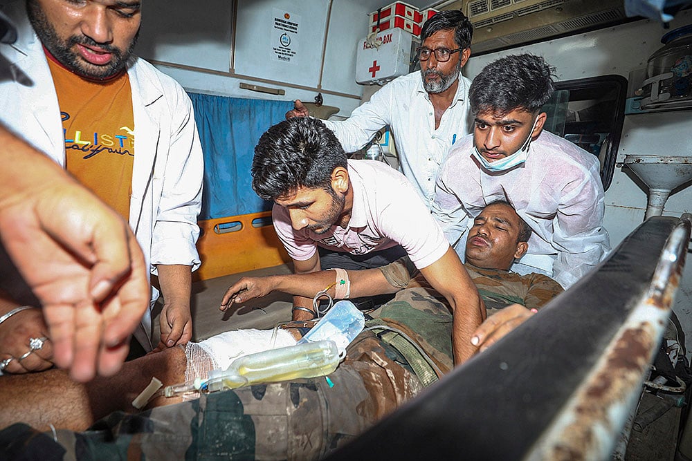 Terrorist attack on an Army convoy in Kathua photo gallery_3