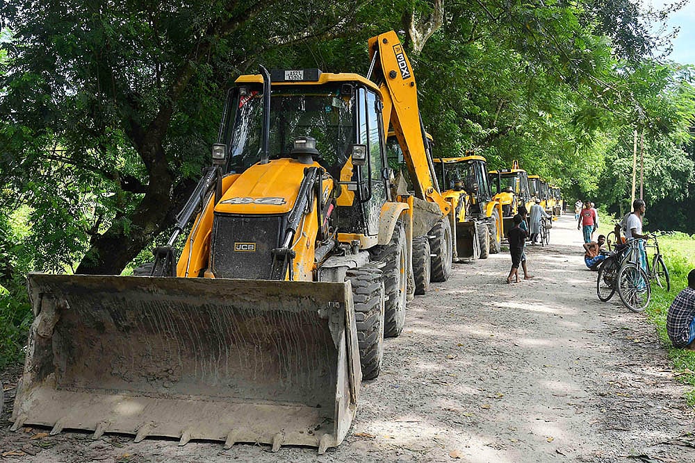 Operation to catch tiger at Dhing in Nagaon district of Assam