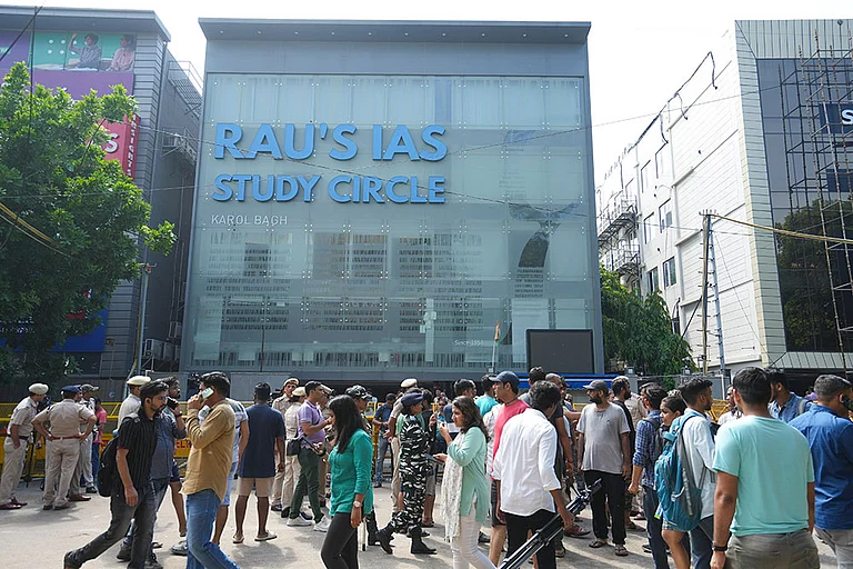 Govt Cracks Down On Misleading Ads By Coaching Centres - Photo: PTI/Kamal Singh| Representational