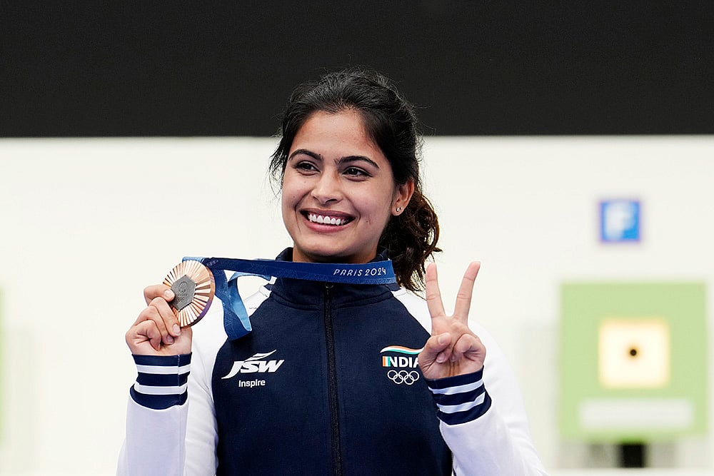 Manu Bhaker won bronze at 2024 Paris Summer Olympics_4