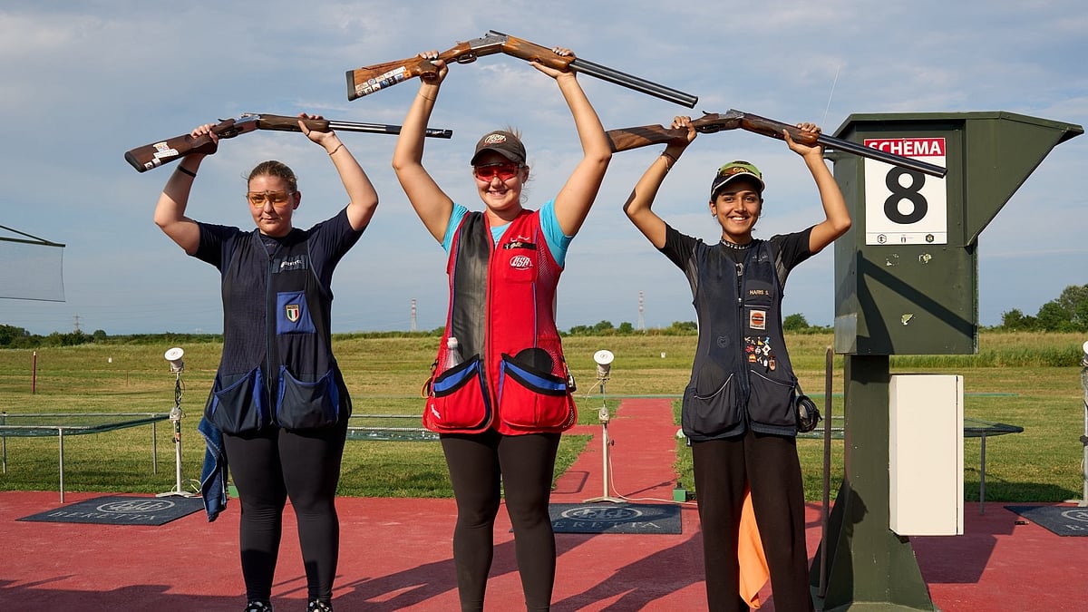 X/@airnewsalerts : Sabeera Haris (right) has bagged the bronze medal in women’s trap event at ISSF Junior World Cup in Porpetto, Italy.