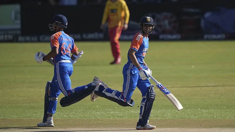 Yashasvi-Jaiswal-and-Shubman-Gill-batting-India-vs-Zimbabwe-4th-T20I-Harare-AP-photo