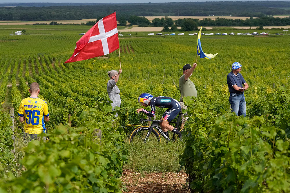 Seventh stage of the Tour de France cycling race photo gallery_9