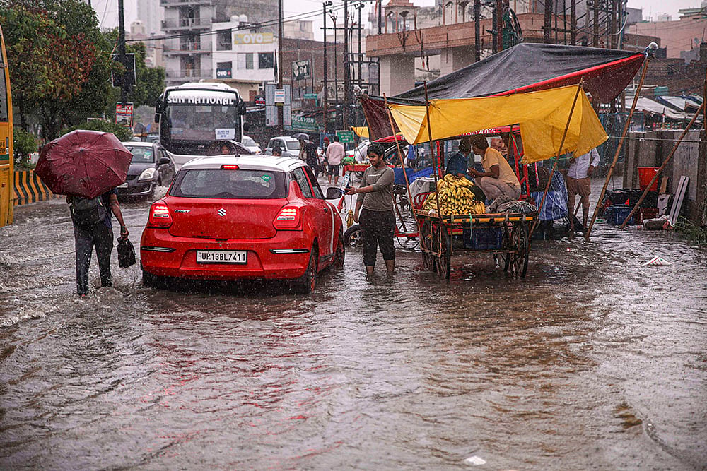 waterlogging after Monsoon rains in Noida_1