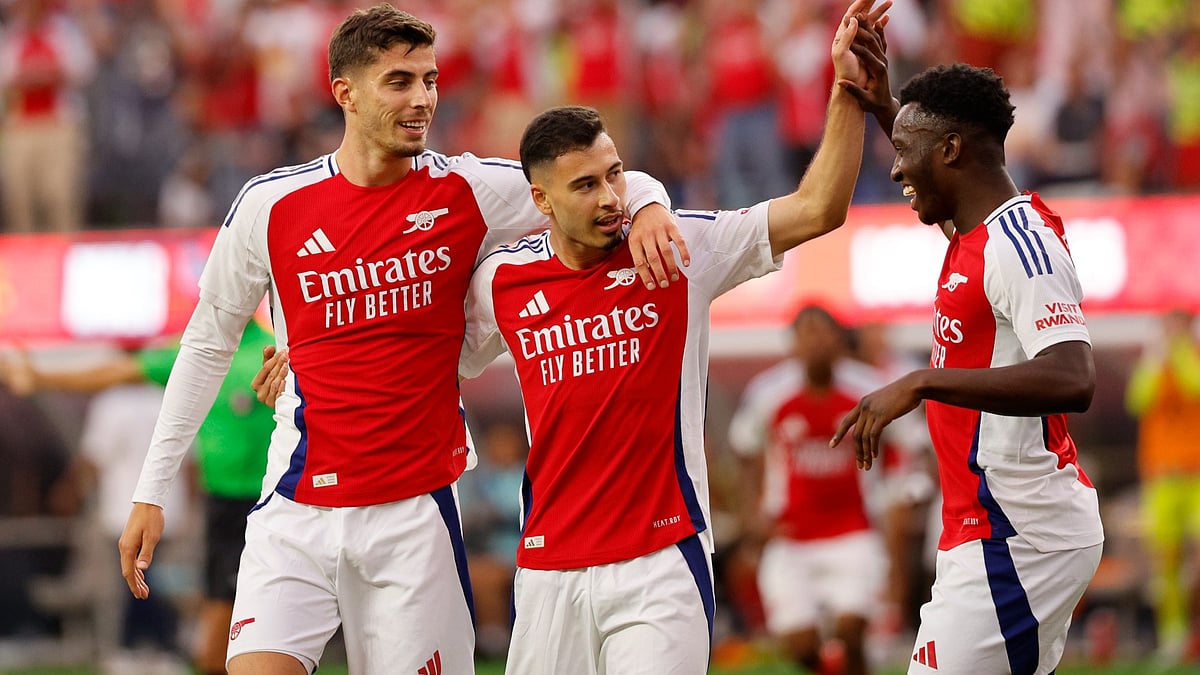 Arsenal beat Man Utd 2-1