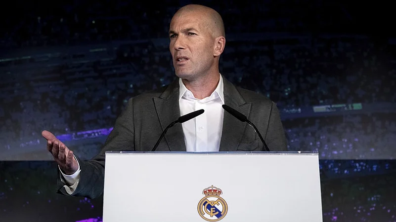 Zinedine-Zidane-Olympic-Cauldron-File-Photo