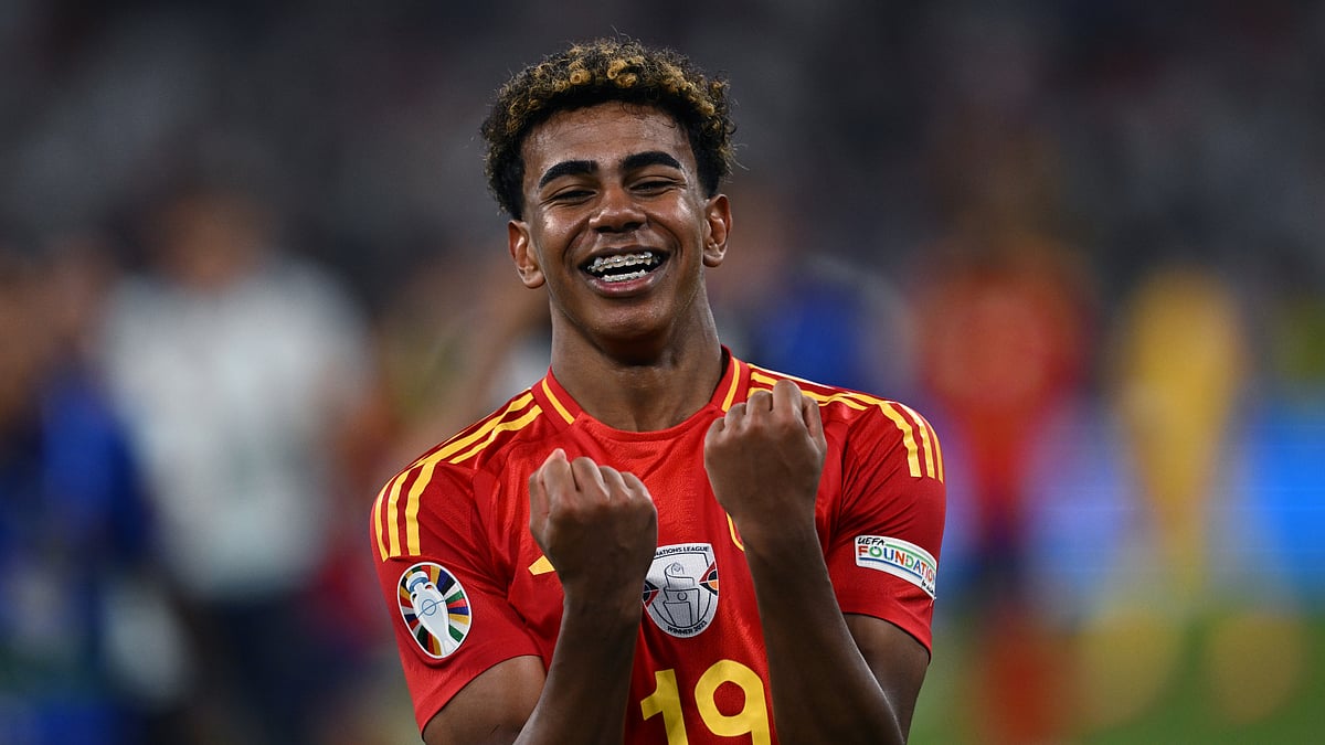 Lamine Yamal celebrates Spain's victory over France