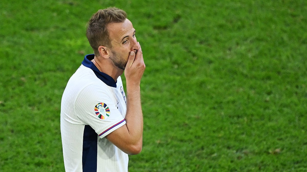 England captain Harry Kane - null