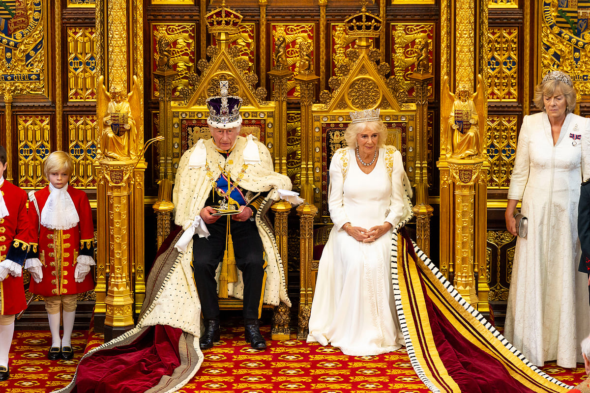 X : King Charles III opens the UK parliament with Queen Camilla