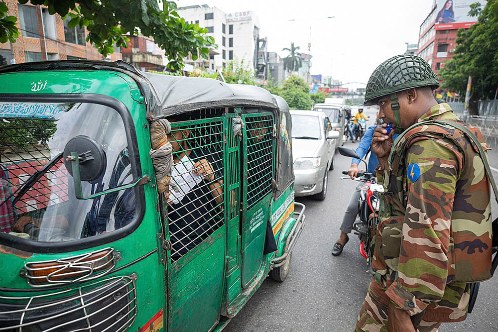 Curfew in Bangladesh after controversial quota protests_6