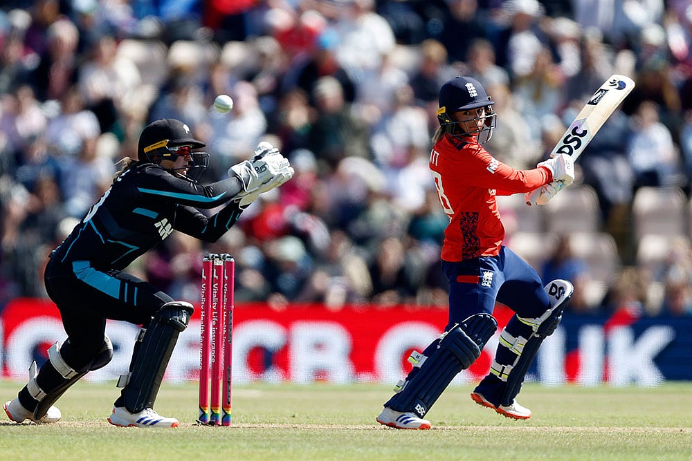 Photo: Nigel French/PA via AP : New Zealand Women vs England Women