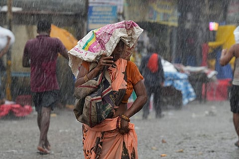 Weather: Rains in Delhi