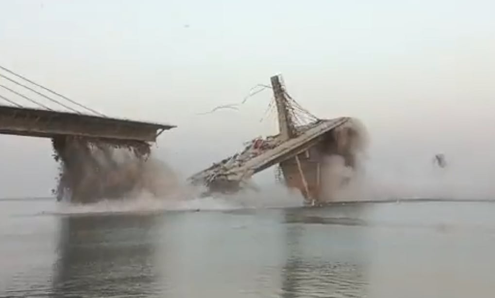 X/@ANI : 10 bridges have collapsed in Bihar within 15 days 


