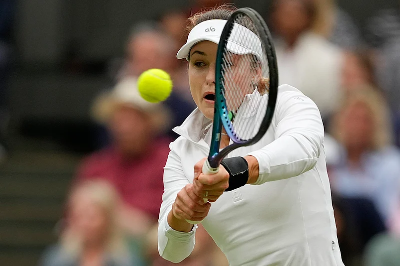 2024 Wimbledon Tennis Elena Rybakina vs Anna Kalinskaya photo_3
