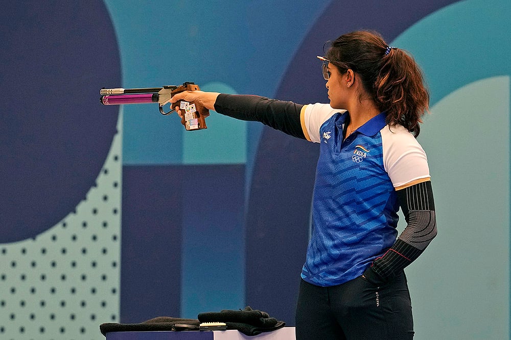 Manu Bhaker won bronze at 2024 Paris Summer Olympics_7