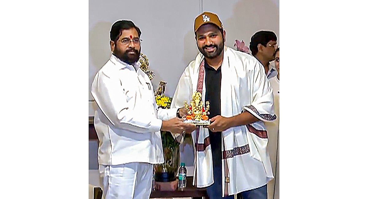 Maharashtra CM Eknath Shinde felicitates players on T20 World Cup victory photo gallery_5