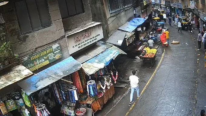 Screengrab from the spot where the dog fell and the girl died near Mumbai