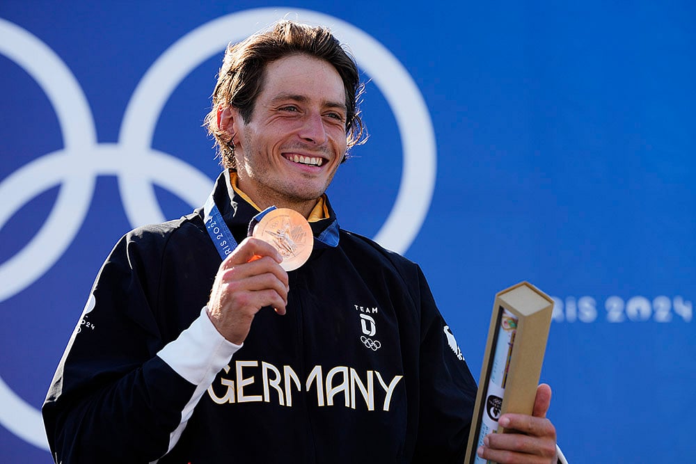 2024 Paris Olympic Games canoe slalom_Mens slalom kayak cross finals_3