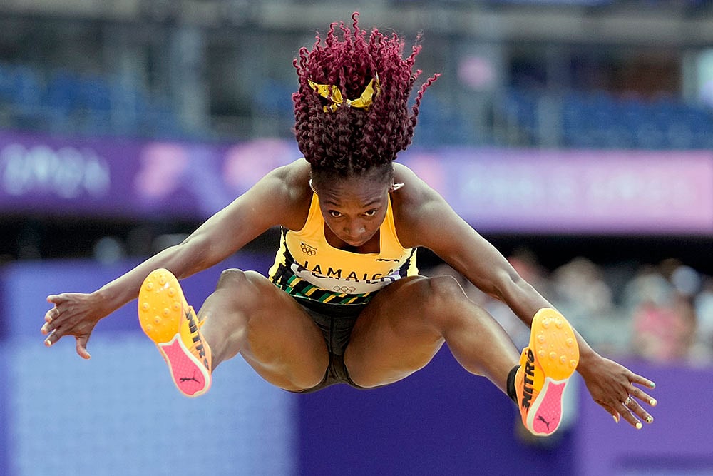 Womens long jump qualification