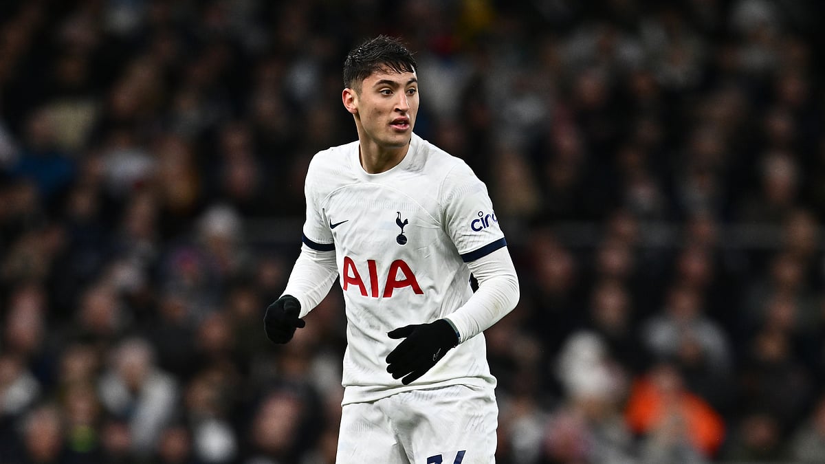 Alejo Veliz has joined Espanyol on loan from Tottenham