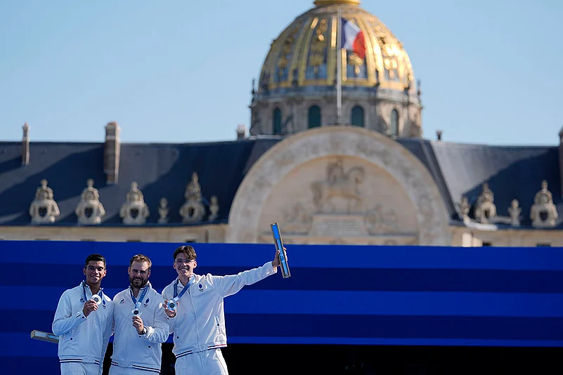 2024 Paris Olympic Games 2024 Archery Medallists_Archery mens team finals_3