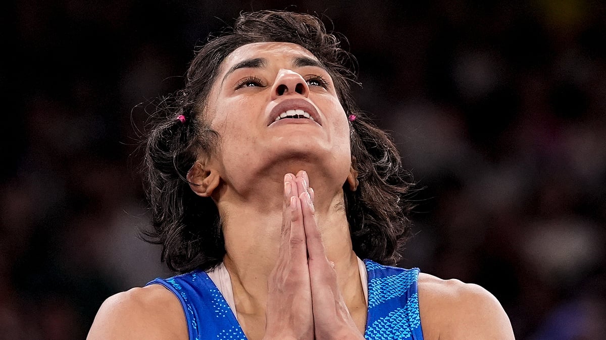 Vinesh Phogat was disqualified from the Paris Olympics for being overweight. | 
