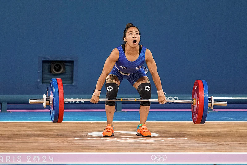 2024 Paris Olympics womens 49kg Weightlifting Mirabai Chanu