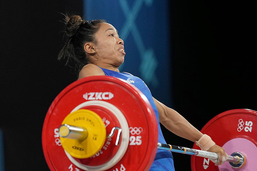 2024 Paris Olympics womens 49kg Weightlifting Mirabai Chanu_7