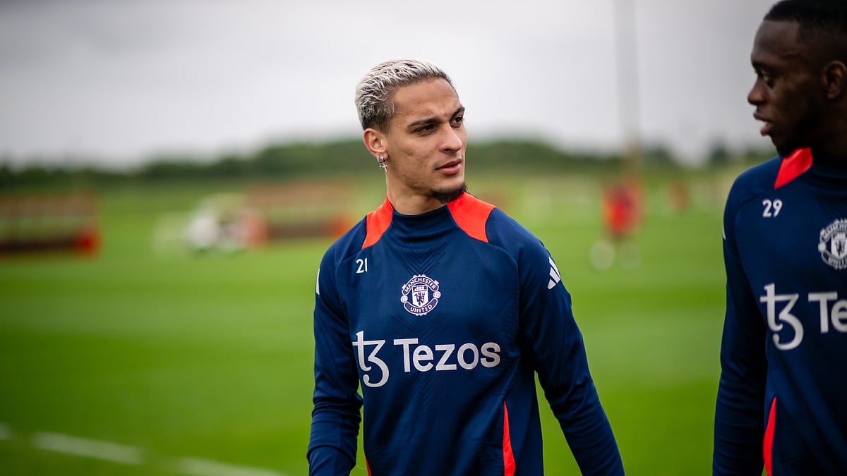 Antony in pre-season training with Manchester United