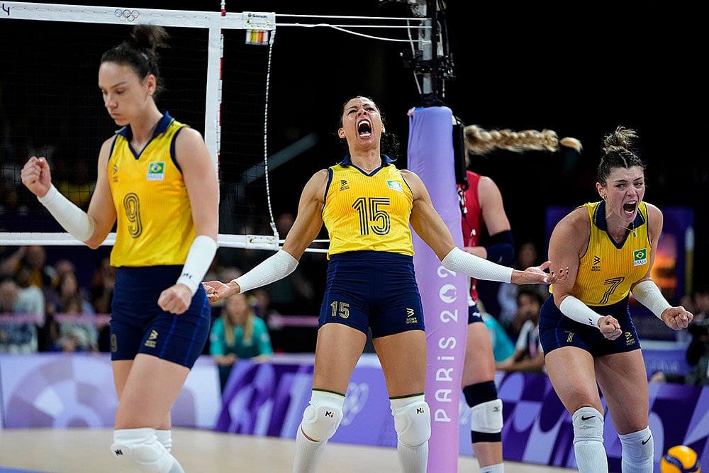 2024 Paris Olympics DAY 13 Photo_ womens volleyball Semifinal United States vs Brazil