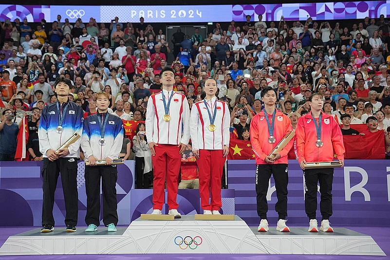 Paris Olympic Games 2024 Badminton Mixed doubles medal winners_1